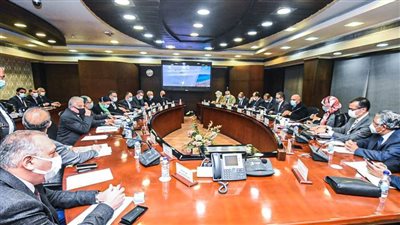 اجتماع موسع لـ 6 وزراء استعدادا لمؤتمر المناخ بشرم الشيخ