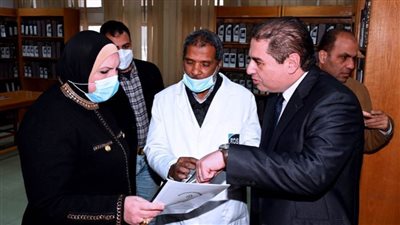 وزيرة التجارة والصناعة تشيد بالكفاءات الفنية بهيئة المواصفات والجودة