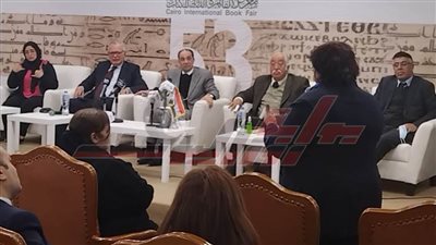 ننشر تفاصيل ليلة في رحاب الكاتب الصحفي ياسر رزق بمعرض الكتاب