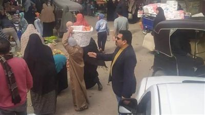رفع 65 حالة إشغال وإلزام الباعة بالأماكن المخصصة لهم خلال حملة بالفيوم