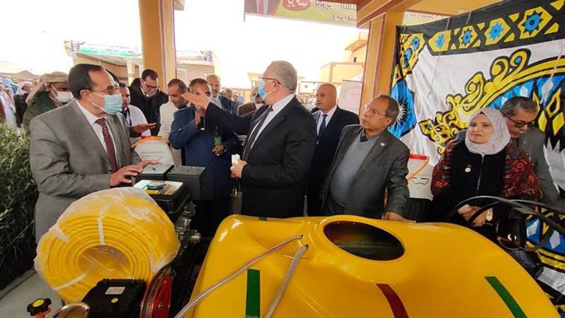 وزير الزراعة في سيناء