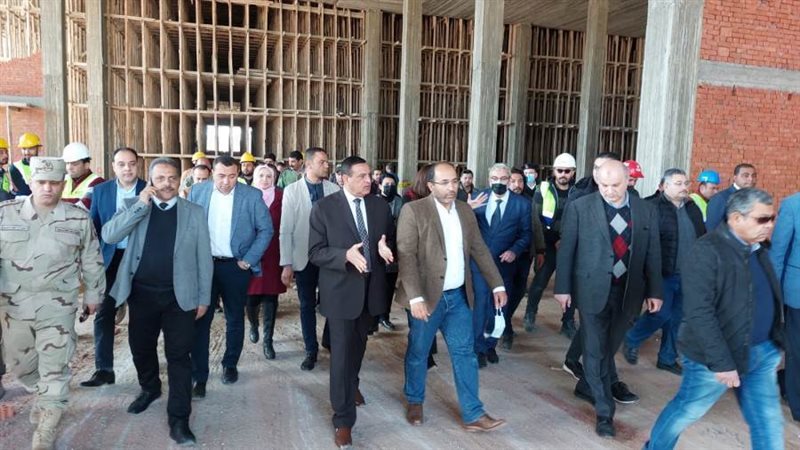 محافظ البحيرة يتفقد