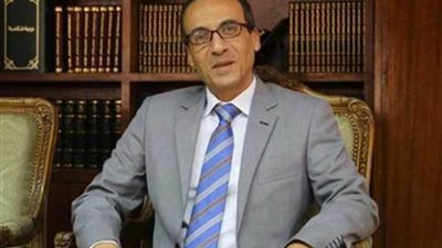 «المملكة الأردنية الهامشية» تتسلم درع الدورة «50+4» لمعرض الكتاب