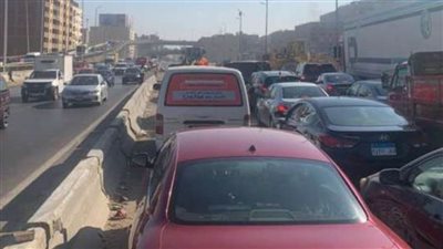 تعطل الحركة المرورية بالطريق الإقليمى.. لهذا السبب