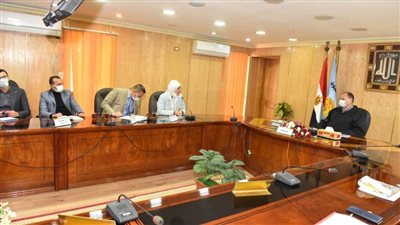 محافظ أسيوط يترأس اجتماع مناقشة الموقف التنفيذي  لمشروعات 