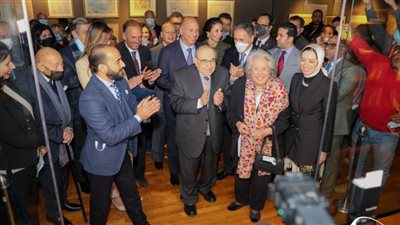 مكتبة الإسكندرية تفتتح معرض محمد حسنين هيكل بحضور زوجته ومحبيه