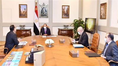 موجز الرابعة| الرئيس السيسي يتابع ترتيبات الانتقال للعاصمة الإدارية....والأرصـاد تكشف تفاصيل الغد