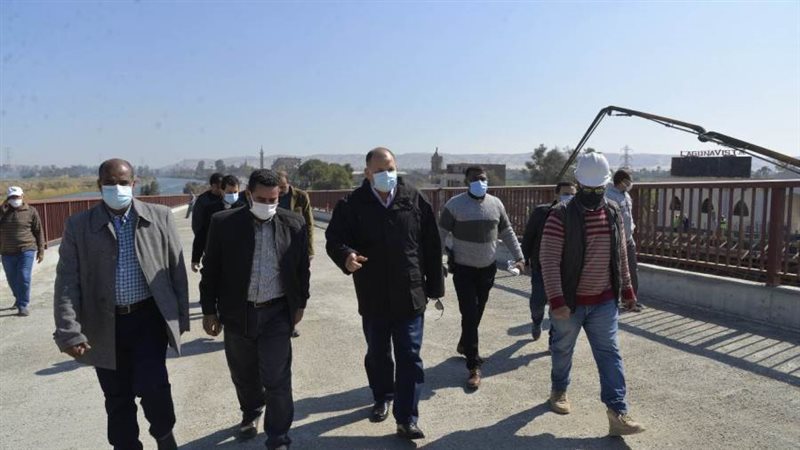 محافظ أسيوط يتفقد