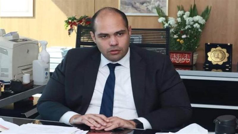 الدكتور محمود ممتاز