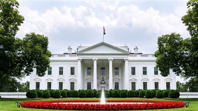 وول ستريت جورنال: البيت الأبيض يقر خطة لإجلاء الأمريكيين من أوكرانيا حال وقوع 