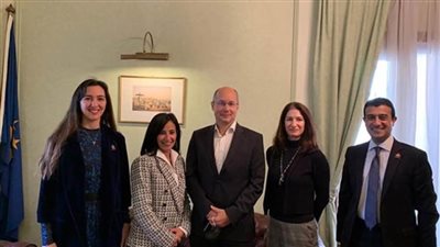 السفير المجري بالقاهرة لوفد 