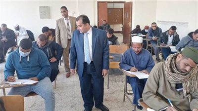 بدء امتحانات الدراسات العليا بجامعة جنوب الوادي