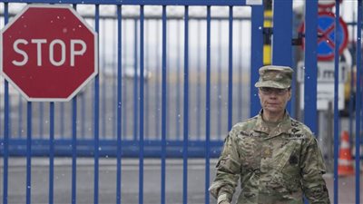 البيت الأبيض يقر خطة لمساعدة الأمريكيين في مغادرة أوكرانيا لتفادي تكرار فوضى أفغانستان