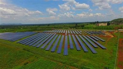 مصر تسلم أوغندا محطة «بوسيا» للطاقة الشمسية