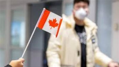 المتظاهرون المعارضون للقاحات في كندا يستهدفون مطار أوتاوا