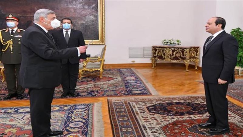 الرئيس السيسي يشهد