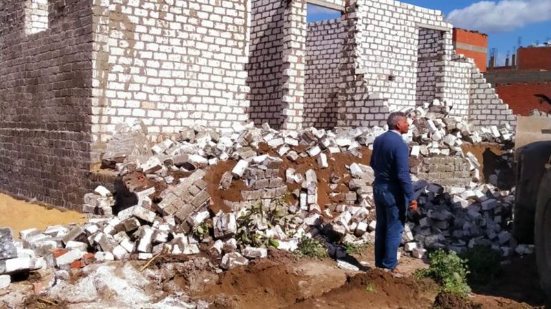 إزالة 48 حالة تعد