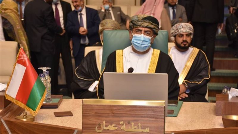 صورة لوزير الاقتصاد