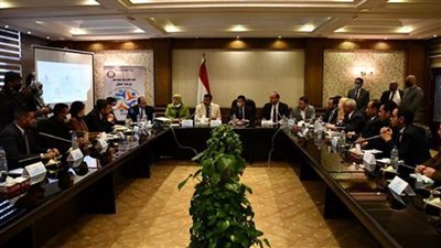 صبحي يلتقى الكيانات الشبابية لاستعراض رؤاهم حول استراتيجية تطوير مراكز الشباب 2025