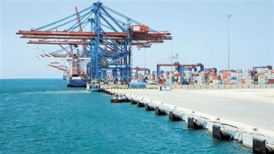 بالإنفوجراف.. قناة السويس الممر الملاحي الأكثر أهمية في حركة التجارة العالمية