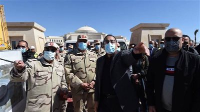 رئيس الوزراء يتابع الموقف التنفيذي لمباني البرلمان وميدان ساري العلم