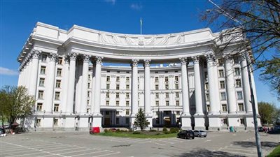 الحكومة الأوكرانية تحث مواطنيها على التزام الهدوء وسط مخاوف من غزو روسي وشيك