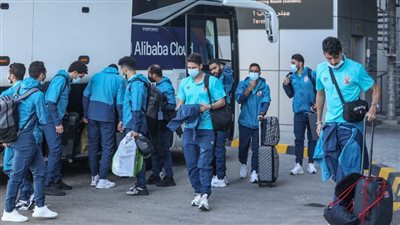 شاهد.. الأهلي في الطائرة إلى القاهرة بعد التتويج ببرونزية المونديال
