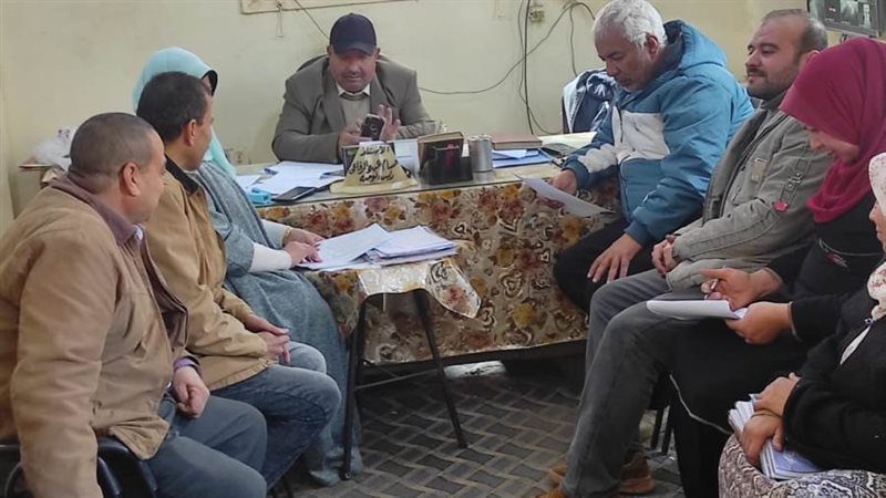 أثناء مناقشة المشروع