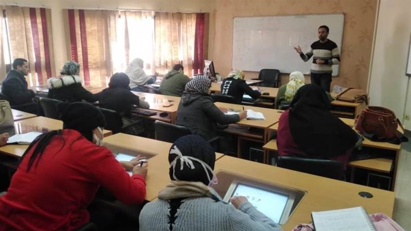 البدء الدورات التدريبية