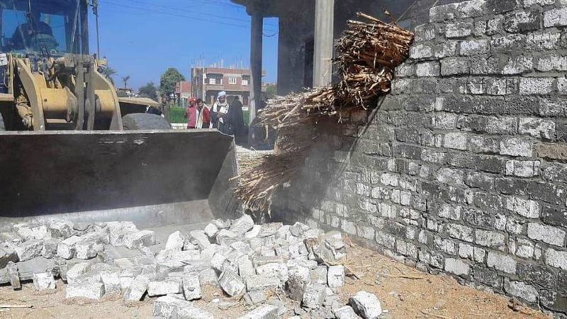 من جانب التعديات