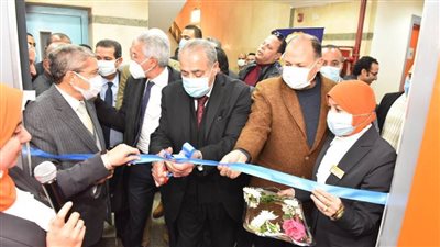 وزير التموين ومحافظ أسيوط يفتتحان مكتب تموين نموذجي مطور بحي غرب 