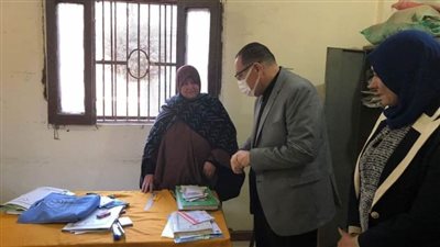 محافظ الشرقية يفاجئ العاملين بالوحدة المحلية بالقطاوية ويأمر برفع الإشغالات بأبو حماد