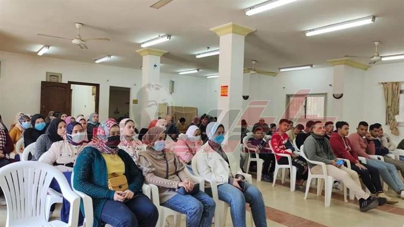 خلال الندوة