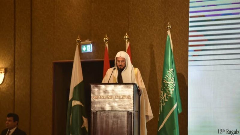 الدكتور عبداللطيف