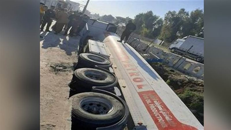 د سقوط صهريج محمل