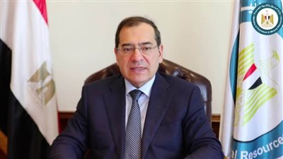 وزير البترول يبحث مع مسؤولي 5 شركات عالمية استثمارات خطة زيادة الإنتاج