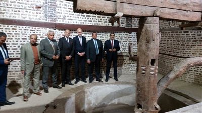 محافظ البحيرة وقنصل فرنسا يتفقدان منزل الأمصيلي وطاحونة أبوشاهين