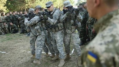 المكسيك توجه بنقل رعاياها في أوكرانيا وسط تزايد التوتر على الحدود