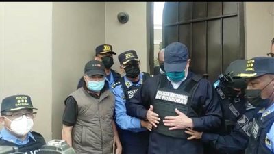 سلطات هندوراس تعتقل الرئيس السابق للبلاد وواشنطن تطالب بتسلمه