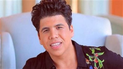  عمر كمال يرد.. بعد قرار نقابة المهن الموسيقية بوقفه عن الغناء