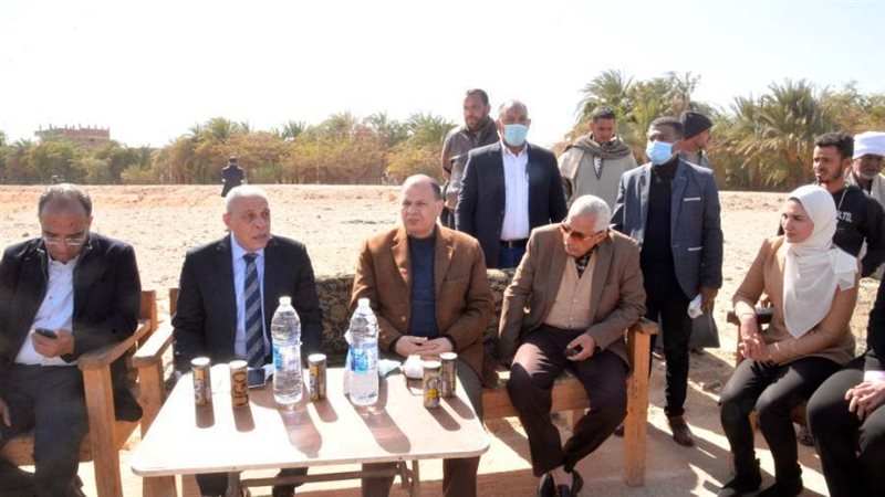 محافظ أسيوط ورئيس