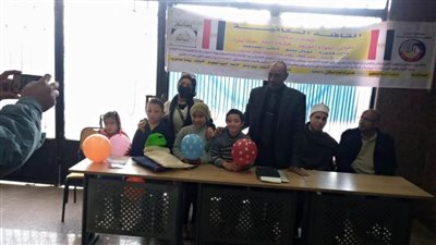 القوافل السكانية الشاملة تواصل أعمالها بقرى 