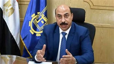 محافظ أسوان: تشديد الرقابة المرورية على سيارات 