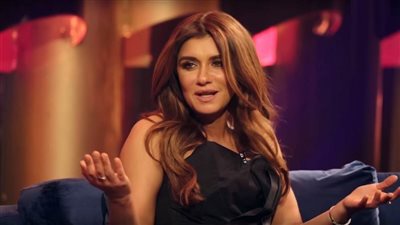 بالصورة.. غادة عادل بإطلالة غريبة على إنستجرام