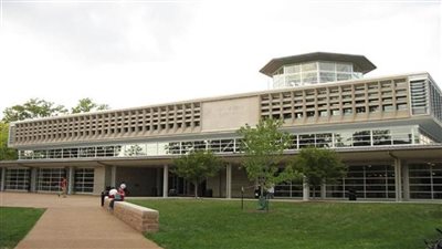 أطباء بجامعة 