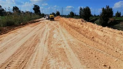 محافظ البحيرة: رؤية متكاملة لرصف الشوارع والميادين ورفع كفاءة الطرق