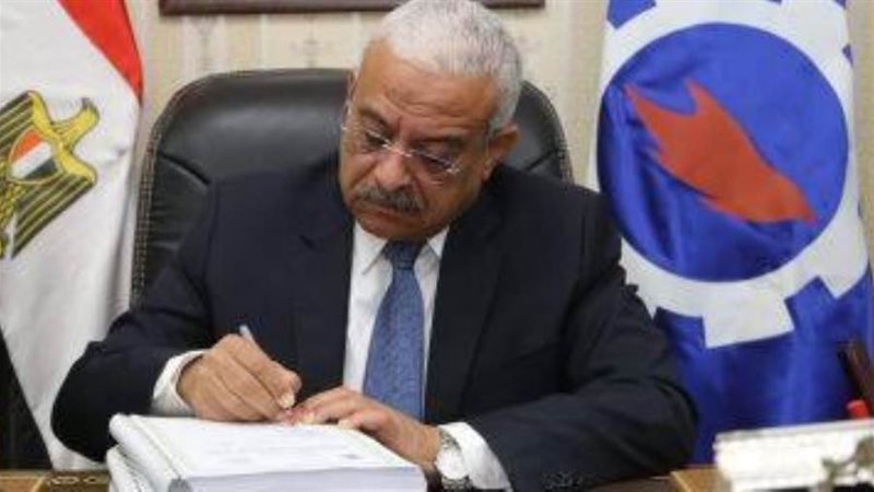 محافظ السويس