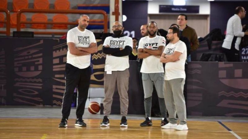 الجهاز الفني لمنتخب