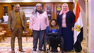 وزيرة التضامن تبحث مع 