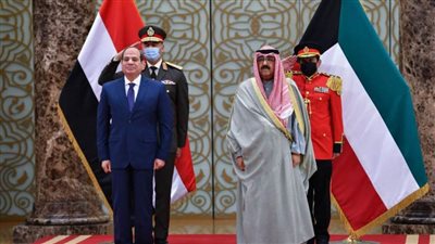 عاجل.. ولي عهد الكويت يستقبل الرئيس السيسي بمطار الكويت